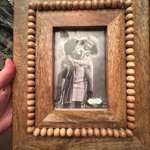 Mud Pie Beaded Wood picture frame 4x6